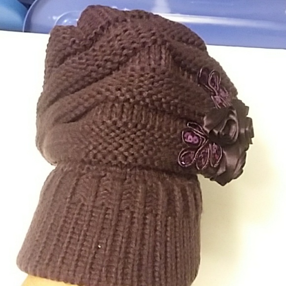 C.C Exclusive hat - Picture 5 of 5